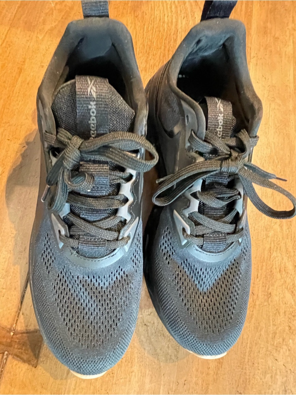 Reebok Men's Black Athletic Training Shoes